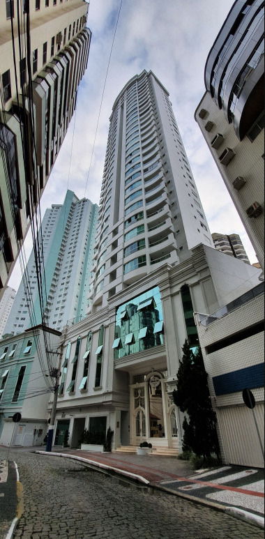 Apartamento à venda com 3 quartos, 138.58m² - Centro,Balneário Camboriú