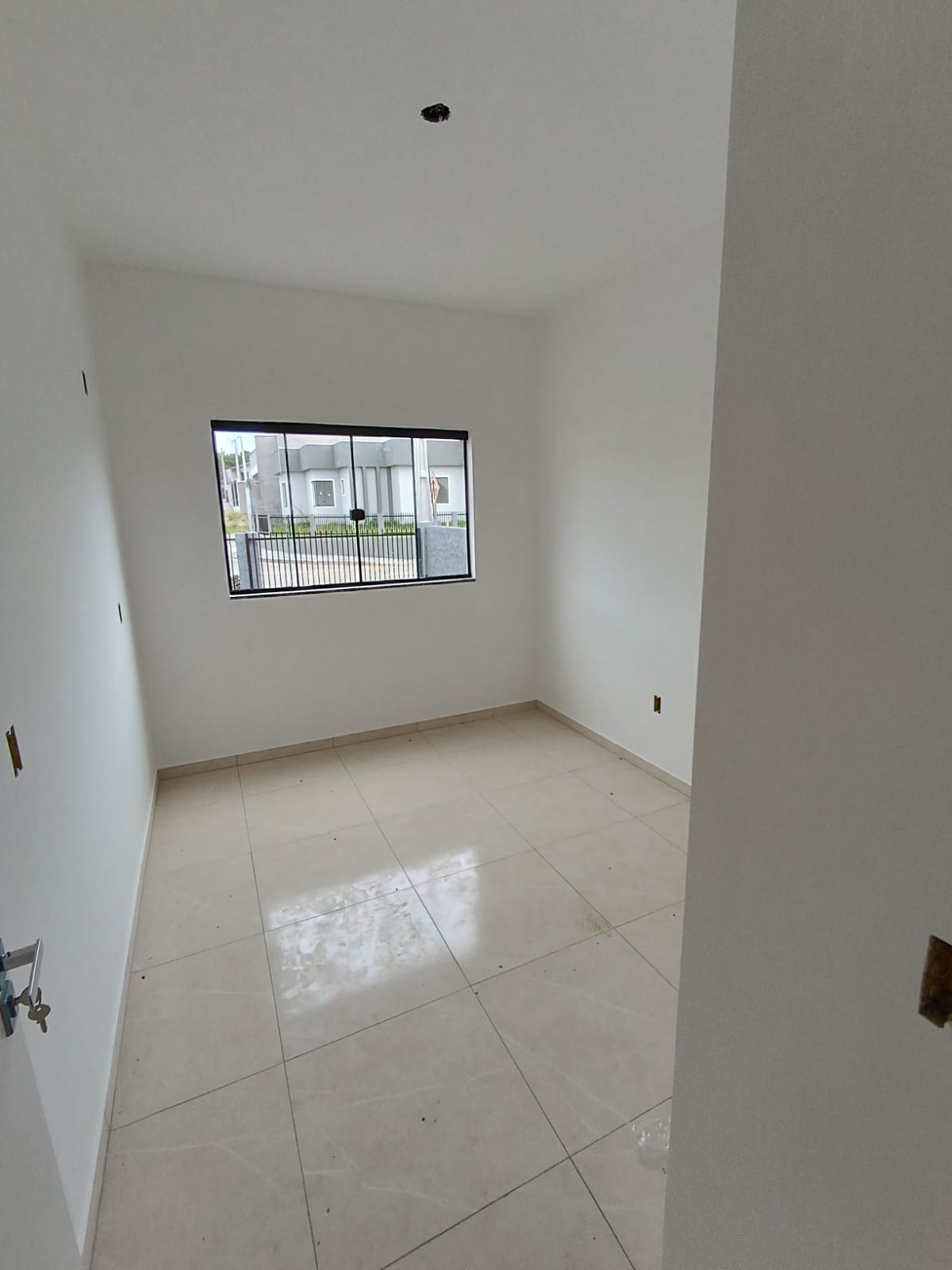 Casa à venda com 2 quartos, 54m² - Foto 7