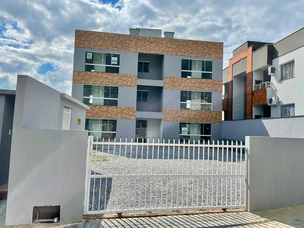 Apartamento à venda com 3 quartos, 73.48m² - Águas Claras,Brusque