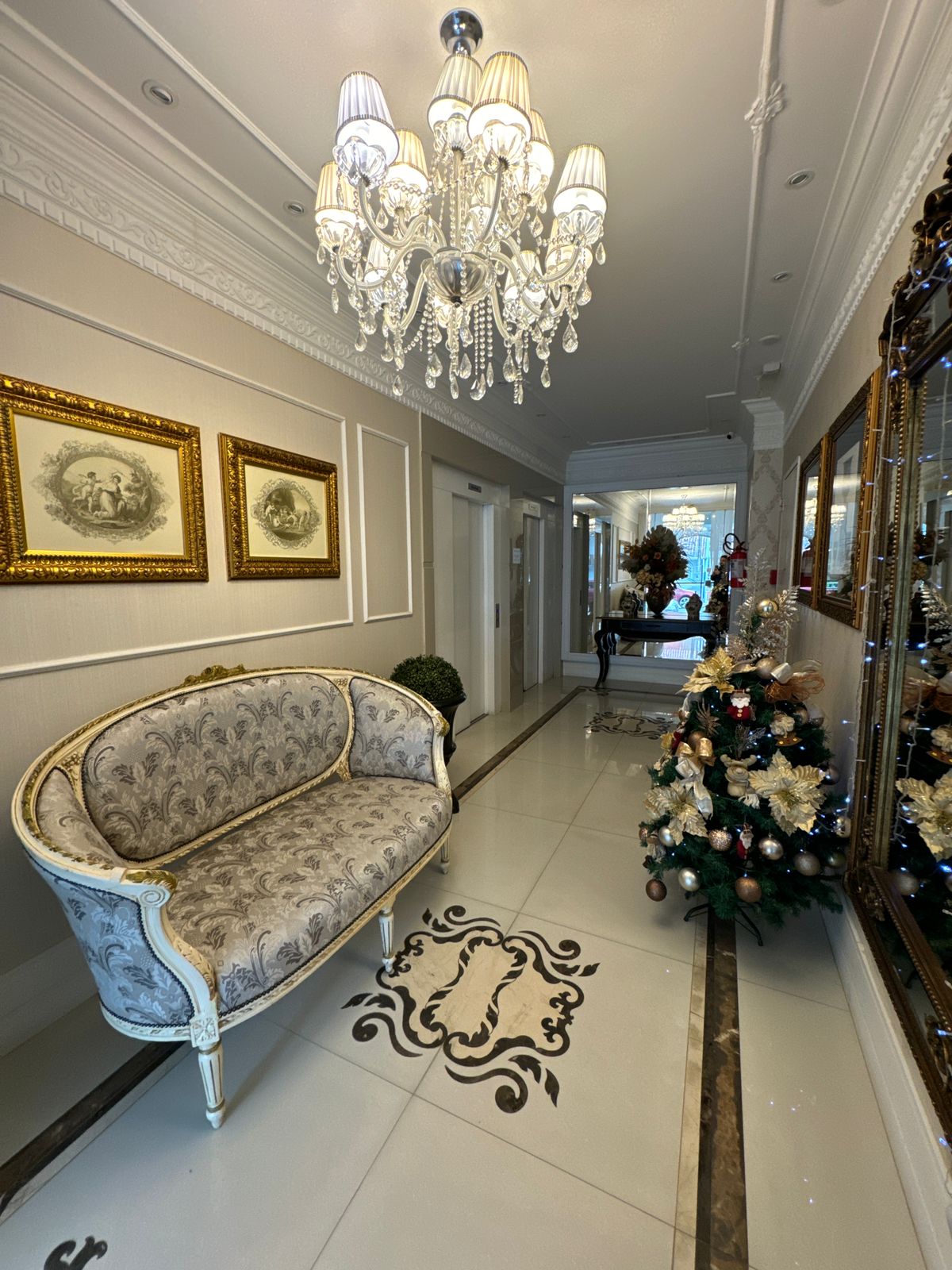 Chateau Blanc