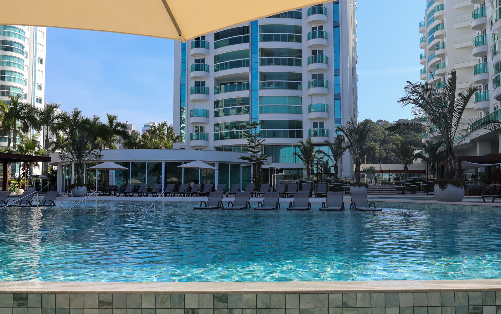Apartamento à venda com 3 quartos, 242.32m² - Praia Brava,Itajaí