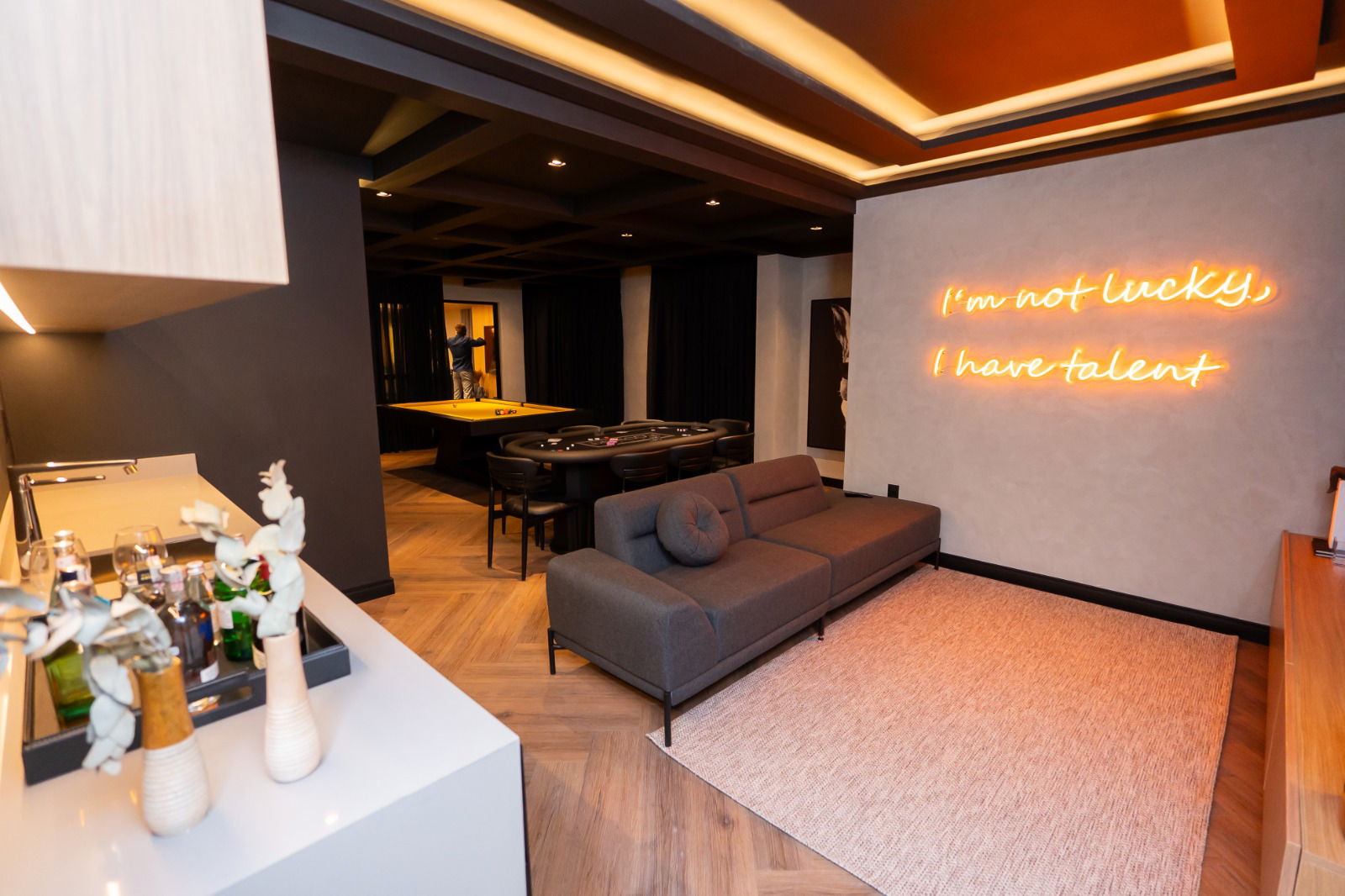 Apartamento à venda com 2 quartos, 62m² - Foto 12